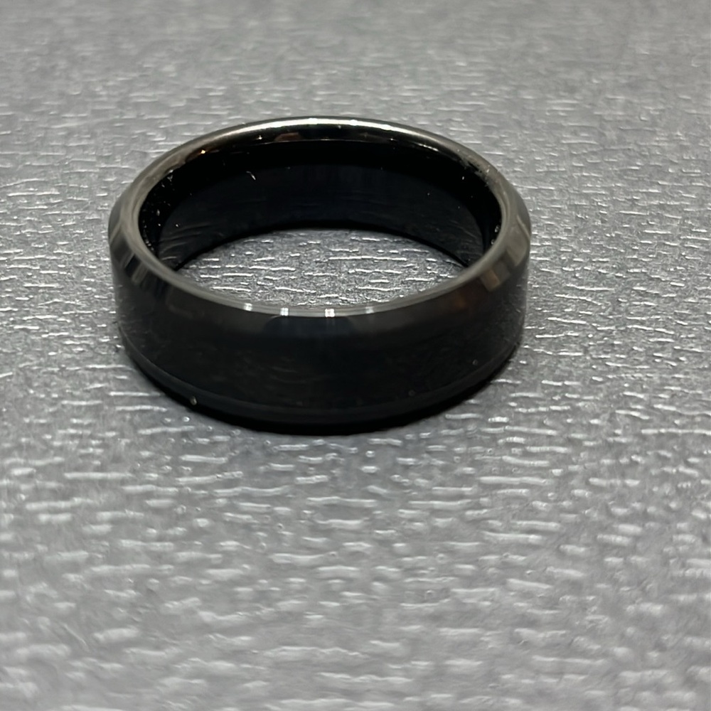 MENS TUNGSTEN MOISSANITE BLACK BAND. NWT SIZE 7-13 AVAILABLE AT REQUEST - Picture 5 of 12
